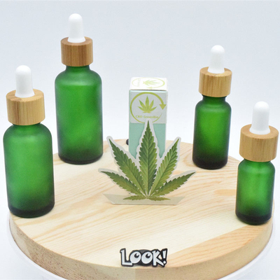 불안감 릴렉싱 5%-30%를 공개하는 30 밀리람베르트 50 밀리람베르트 CBD 금속 염색제 오일 노력